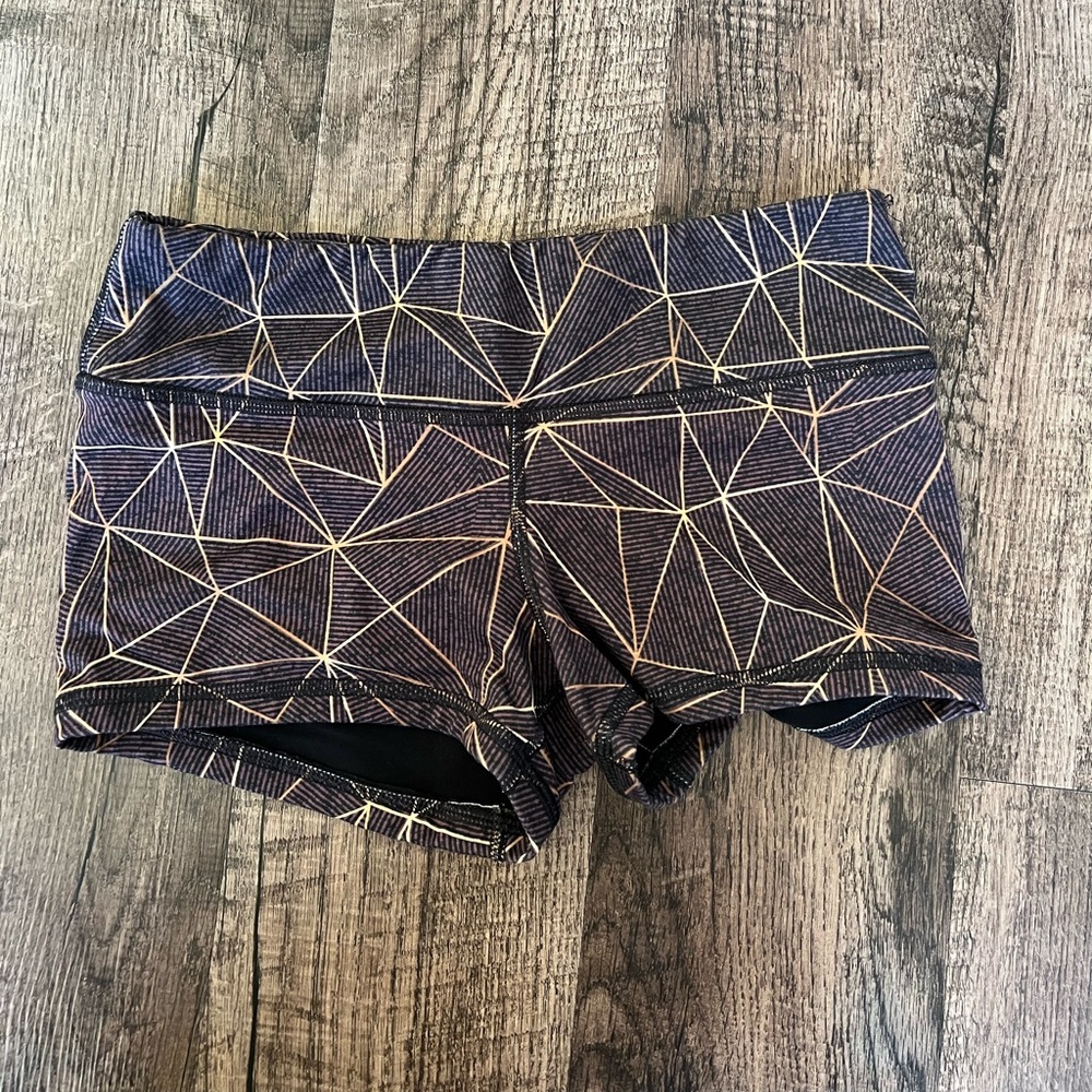 chestee double lined- Fleo Shorts